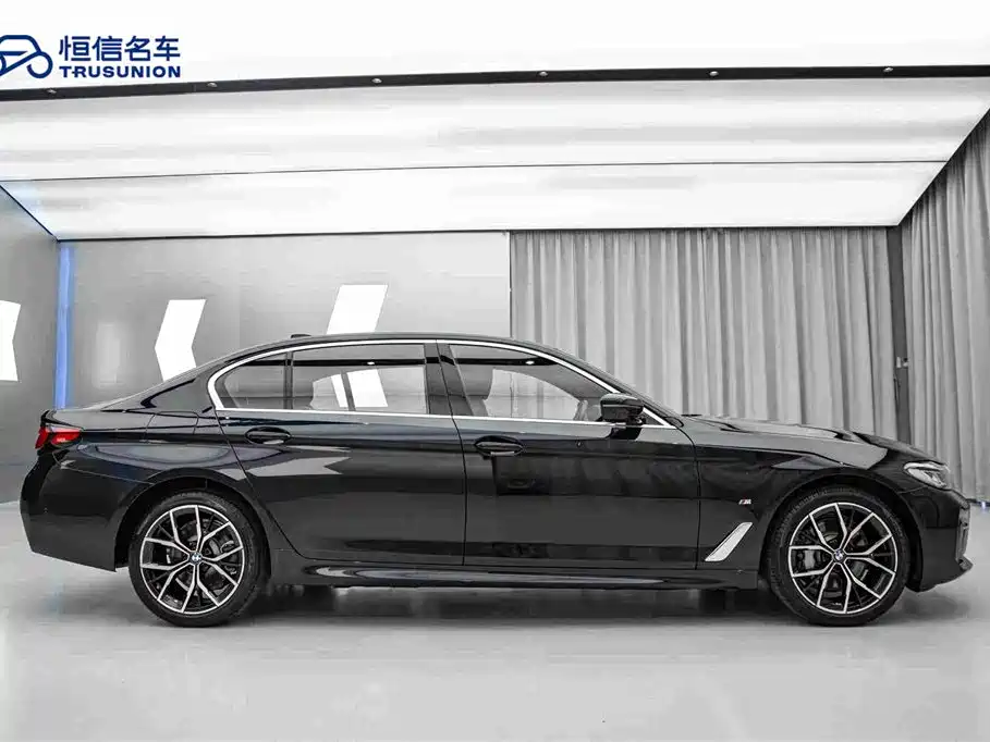 BMW 5 Series 2022