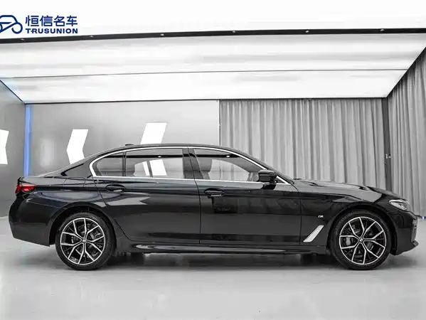 BMW 5 Series 2022