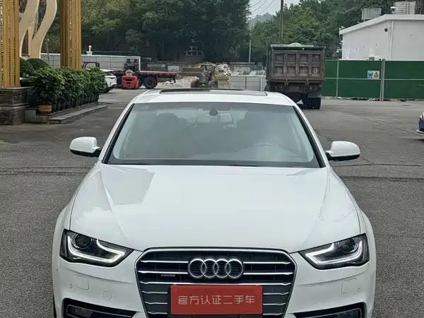 Audi A4L 2015