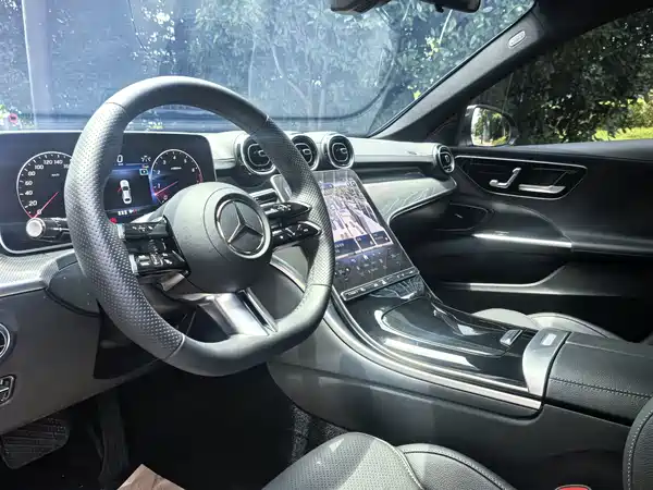 Mercedes-Benz C-Class 2023