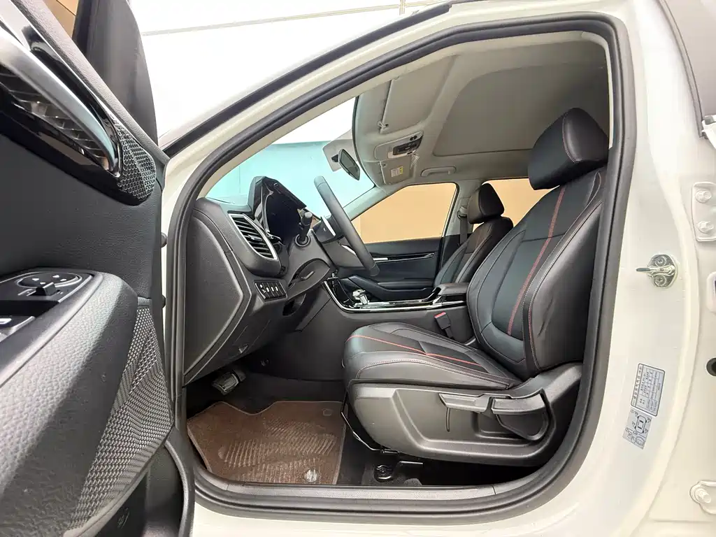Kia KX3 2022 — фото 18