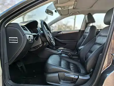 Volkswagen Sagitar 2014