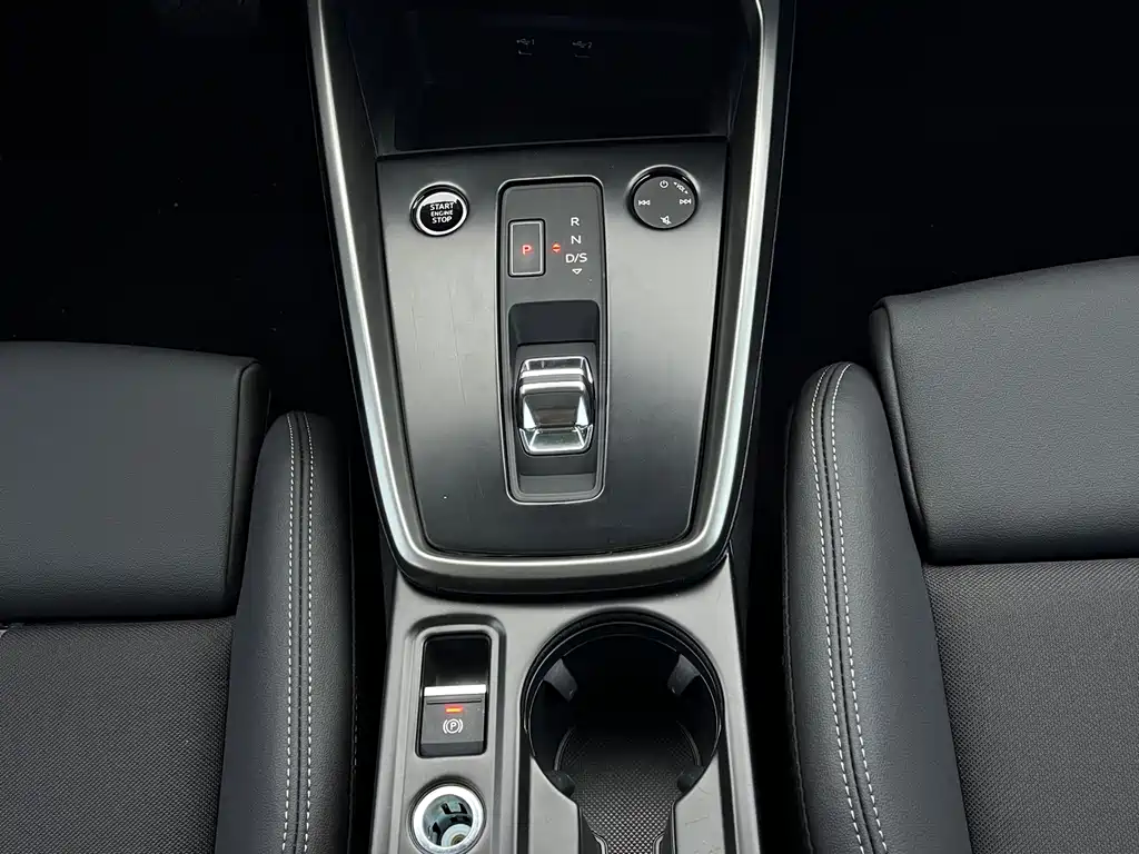 Audi A3 2023 — фото 16