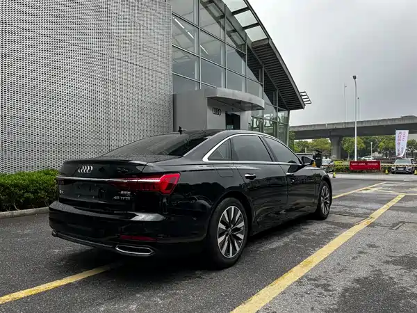 Audi A6L 2020