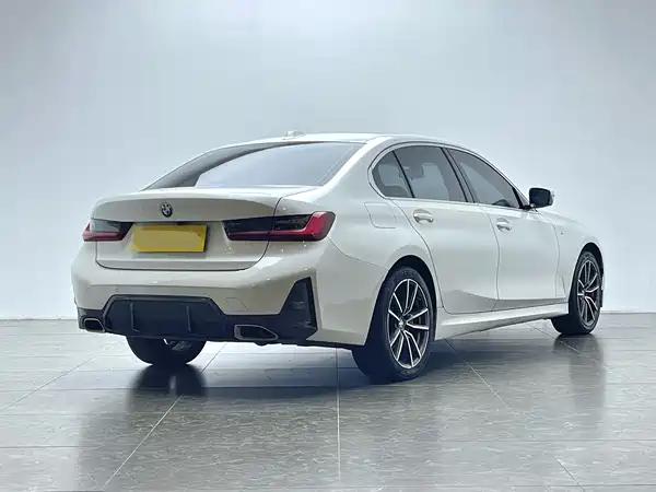 BMW 3 Series 2023