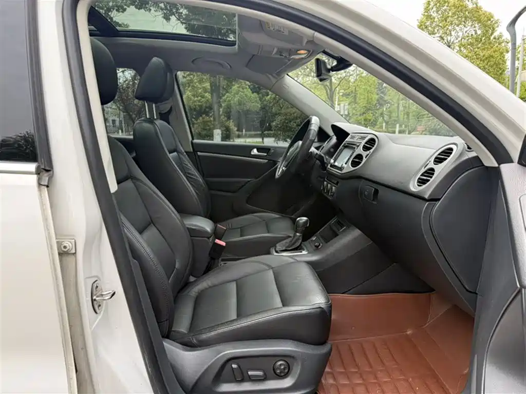 Volkswagen Tiguan 2015 — фото 13
