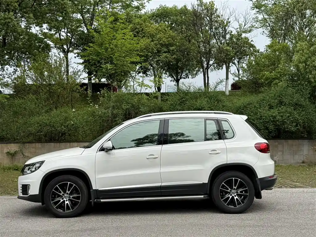 Volkswagen Tiguan 2015 — фото 8