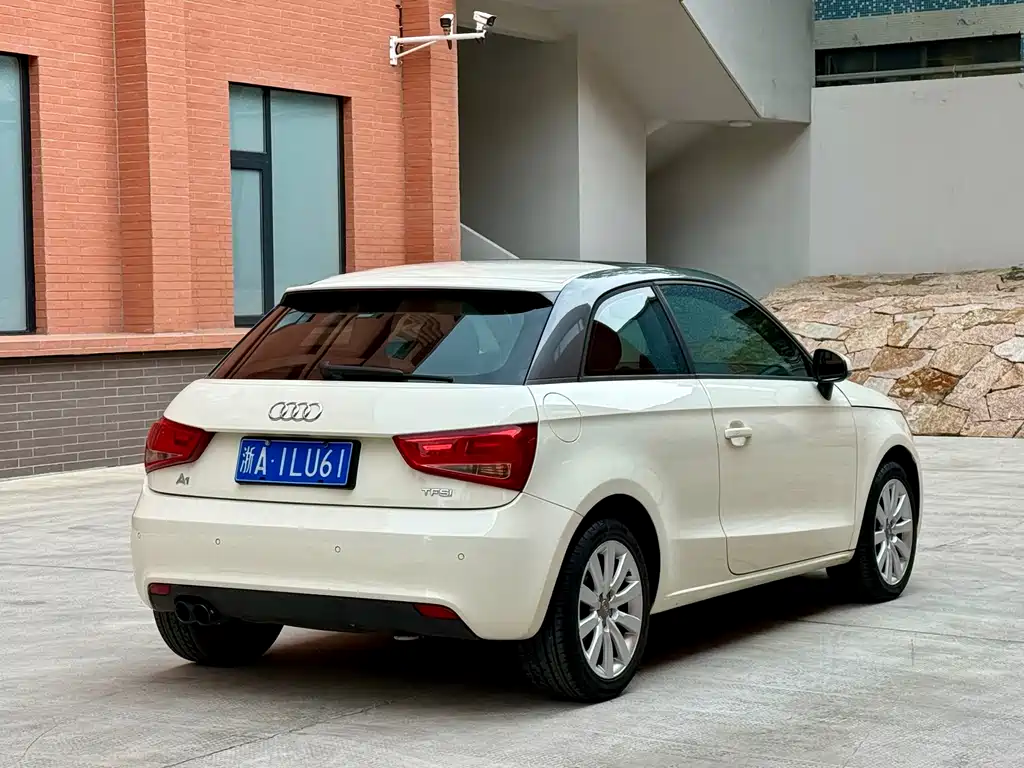 Audi A1 2011