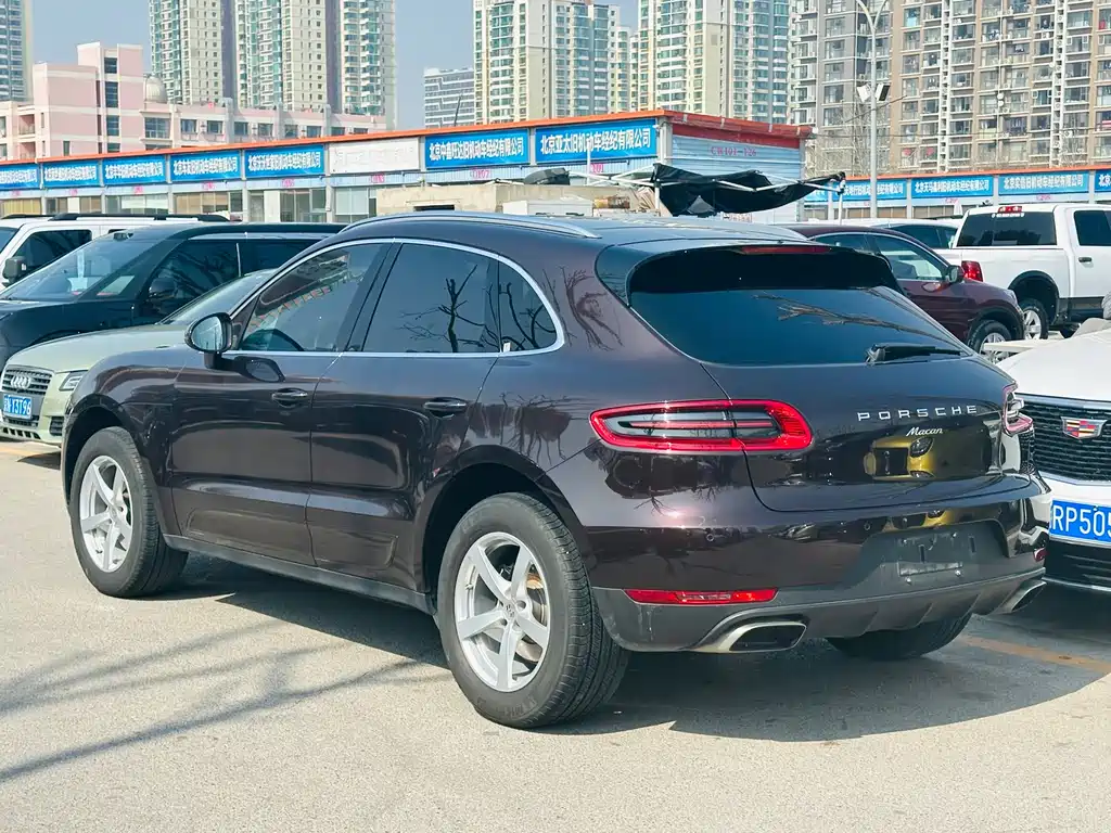 Porsche Macan 2018 — фото 6