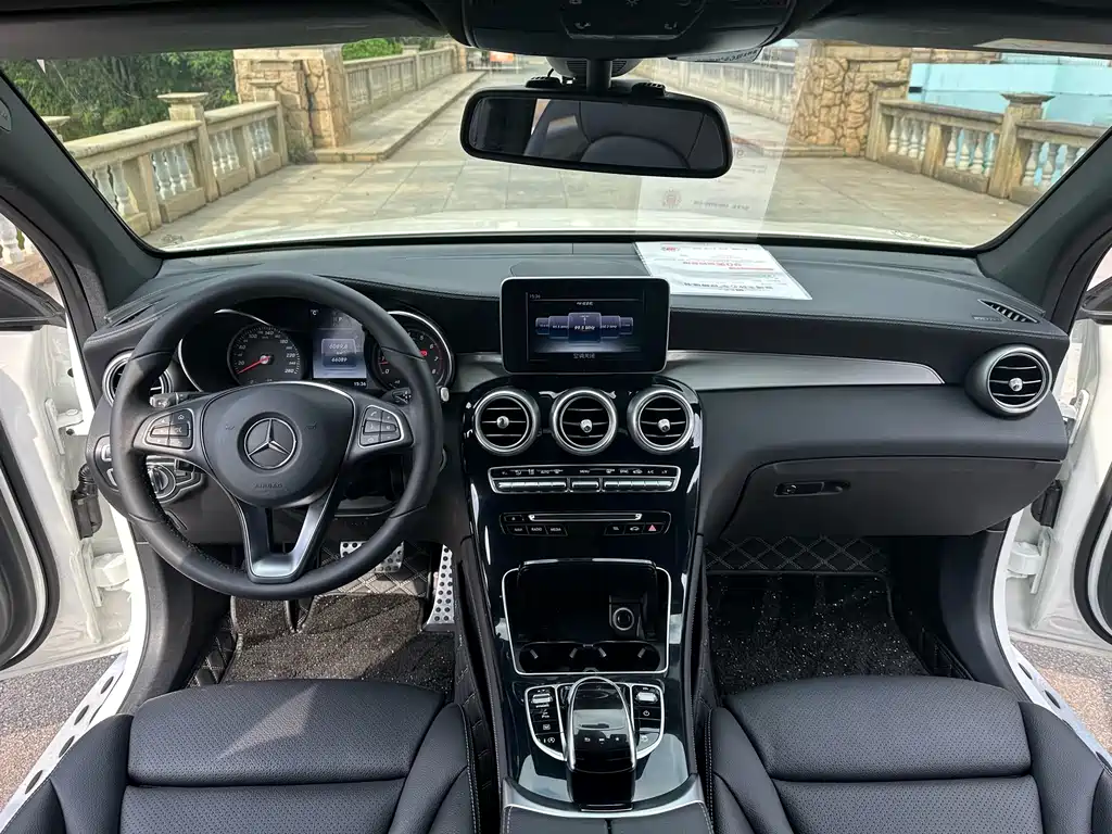 Mercedes-Benz GLC Coupe 2017 — фото 4