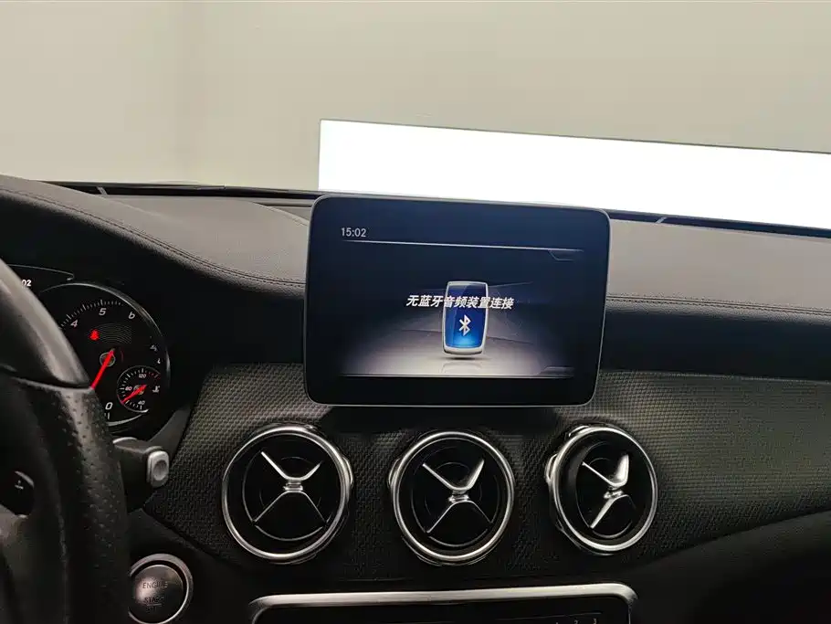 Mercedes-Benz GLA 2018 — фото 13