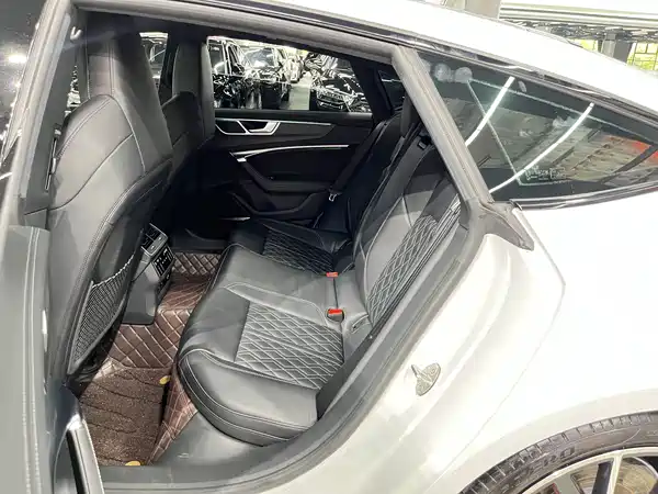 Audi A7 2023