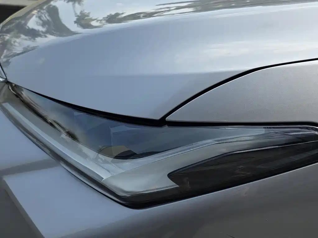 Toyota Avalon 2023 — фото 12