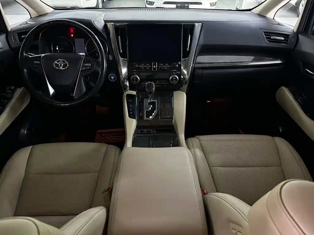 Toyota Alphard 2021 — фото 6