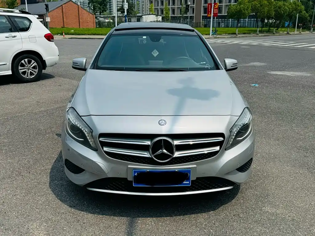 Mercedes-Benz A-Class 2015