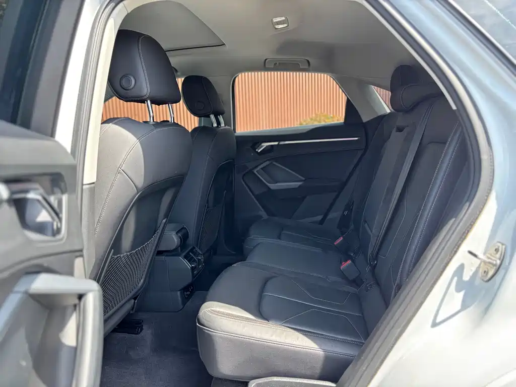 Audi Q3 Sportback 2021 — фото 12