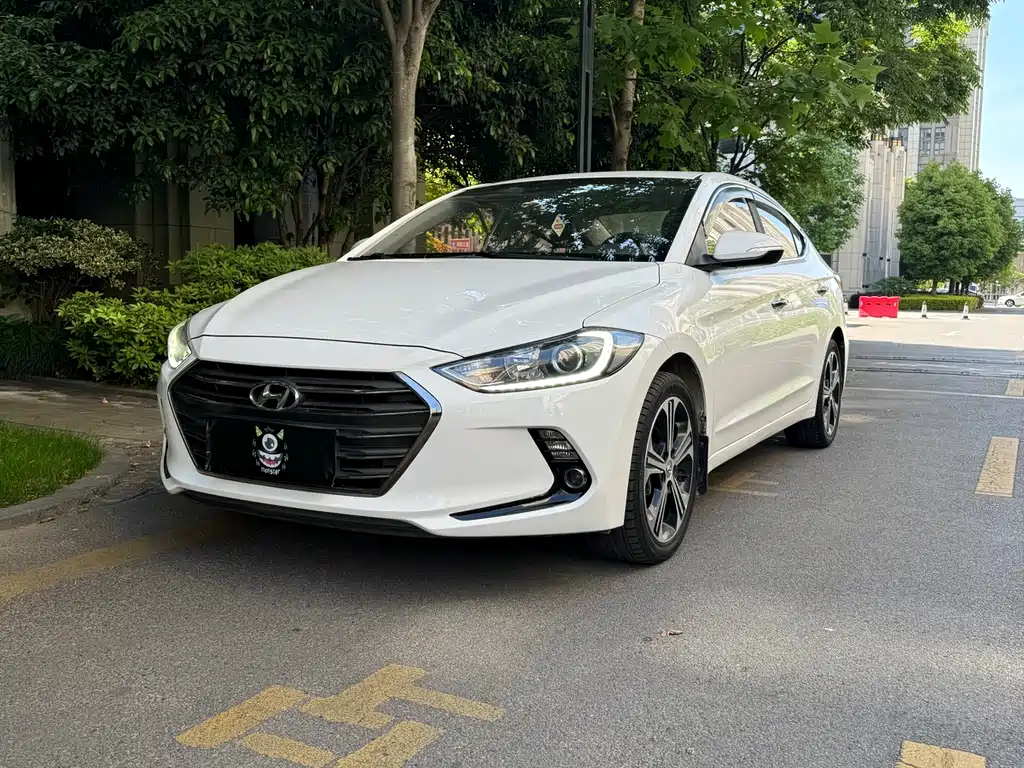 Hyundai Elantra 2018