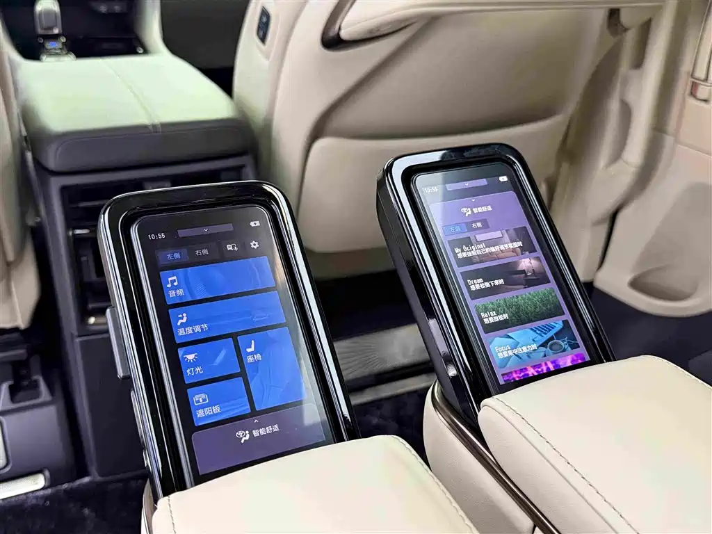 Toyota Alphard 2024 — фото 11