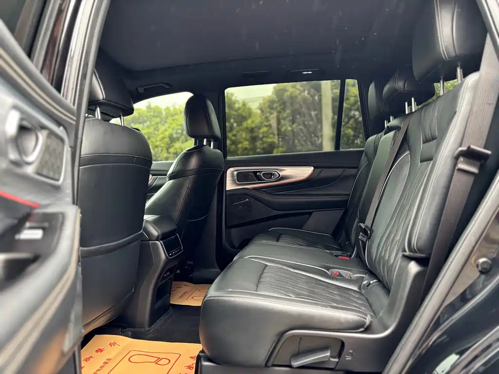 GAC Motor Trumpchi GS8 2022 — фото 12