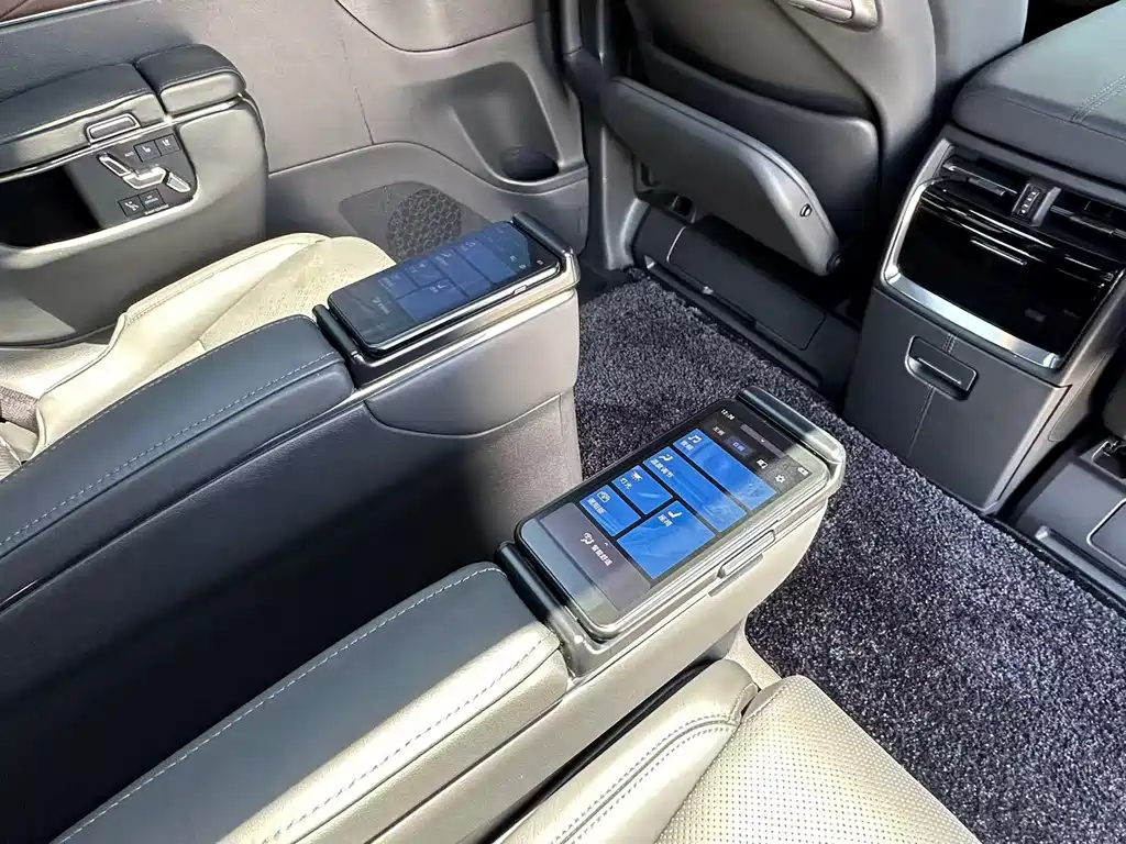 Toyota Alphard 2026 — фото 14