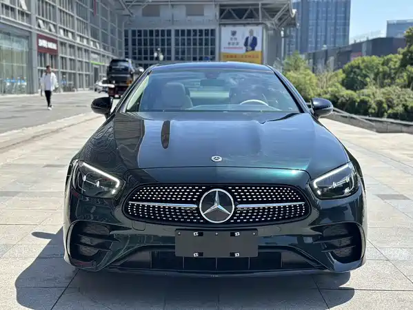 Mercedes-Benz E-Class 2023