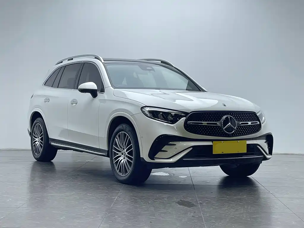 Mercedes-Benz GLC 2023