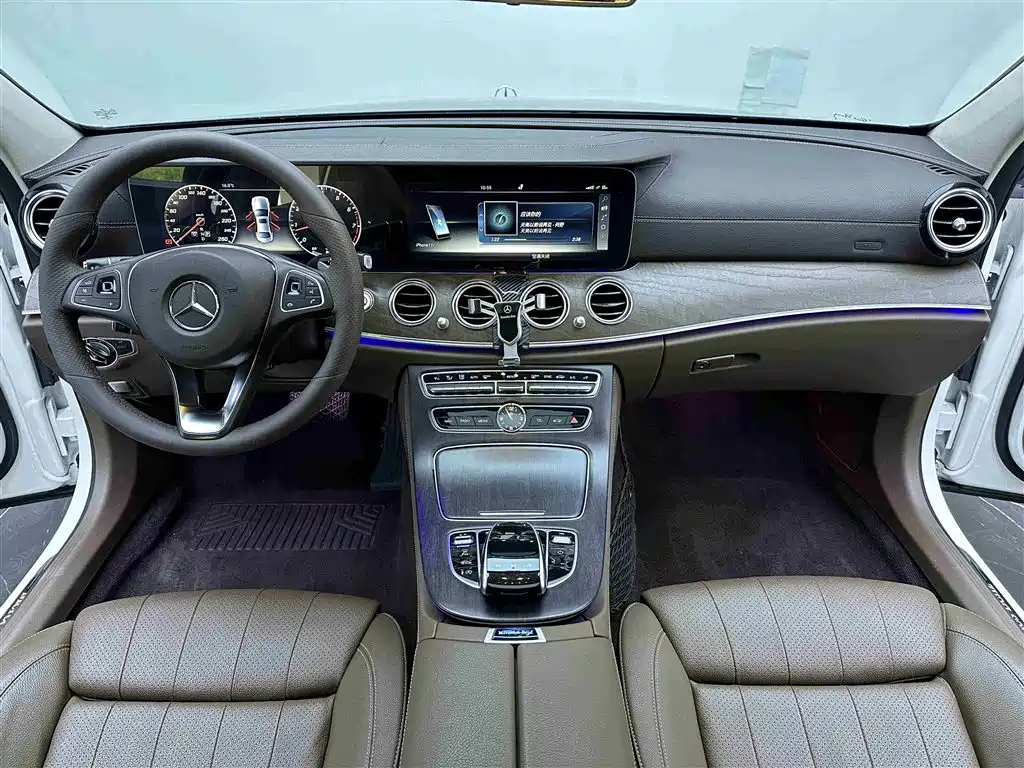 Mercedes-Benz E-Class 2017 — фото 12