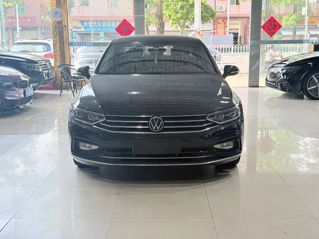 Volkswagen Magotan 2022