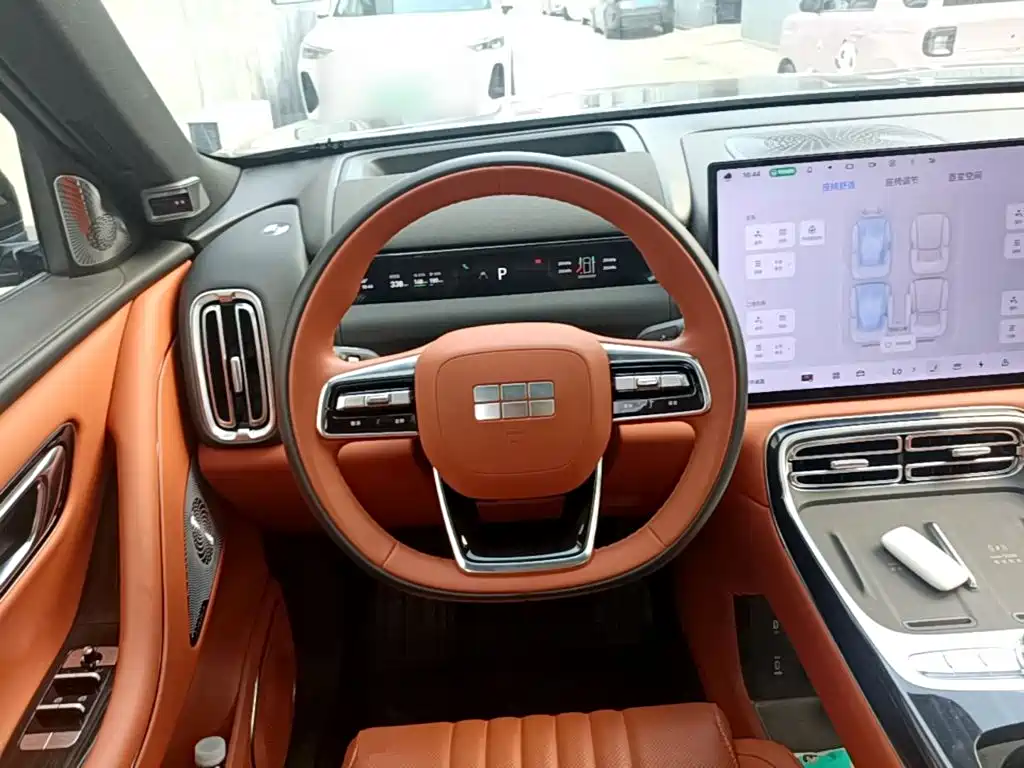 Geely Galaxy M9 2025 — фото 11