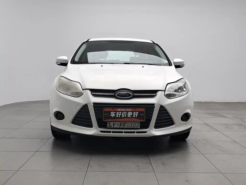 Ford Focus 2015 — фото 3