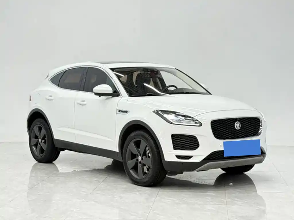 Jaguar E-PACE 2021 — фото 3