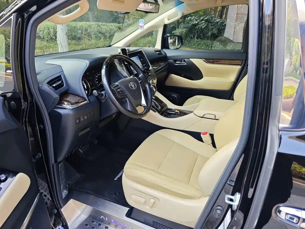 Toyota Alphard 2021 — фото 4