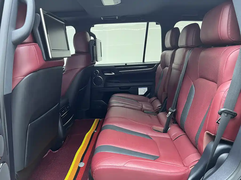 Lexus LX 2019 — фото 14