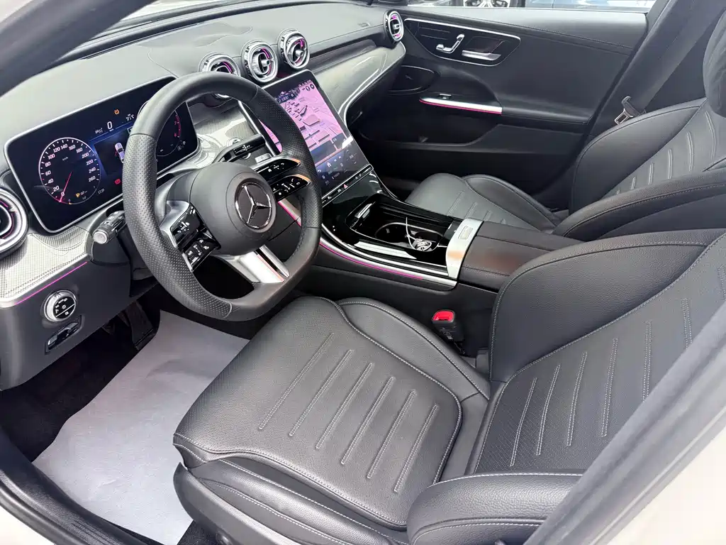 Mercedes-Benz C-Class 2023 — фото 5