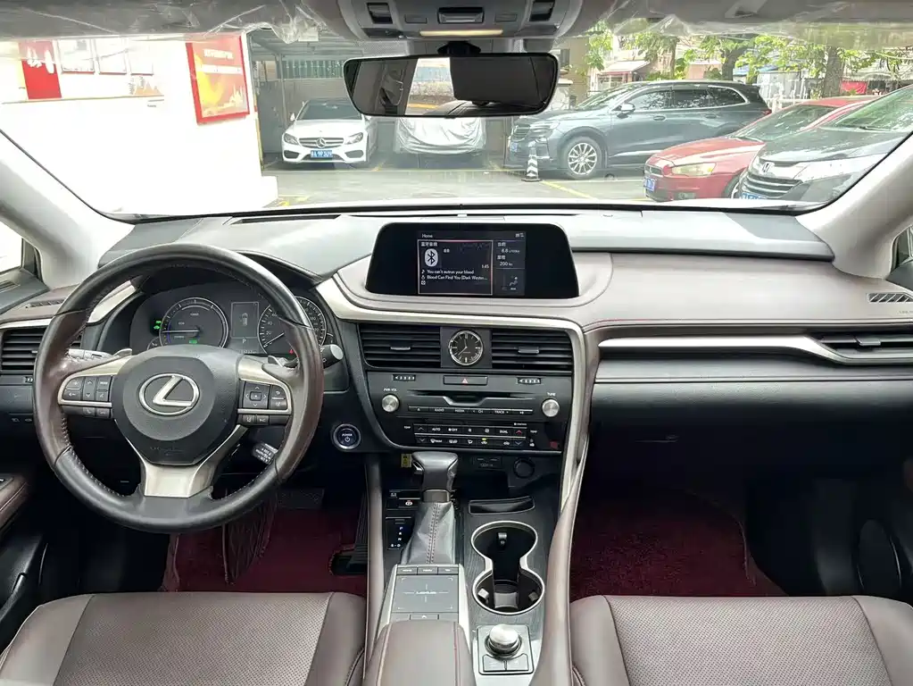 Lexus RX 2022 — фото 15