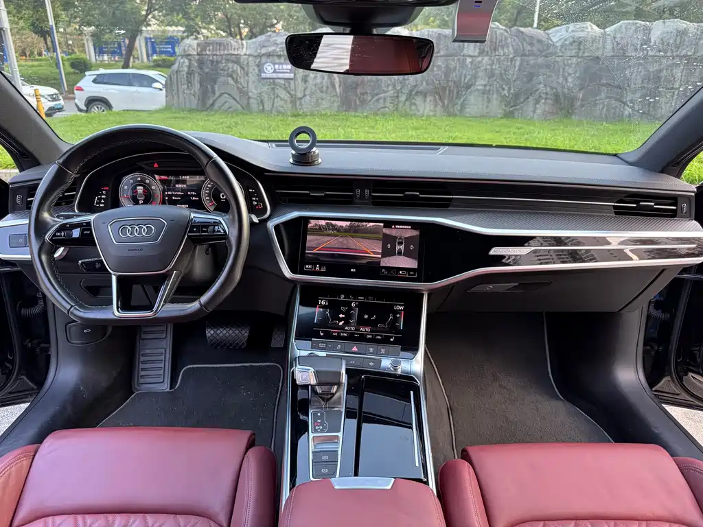 Audi A7L 2023 — фото 11