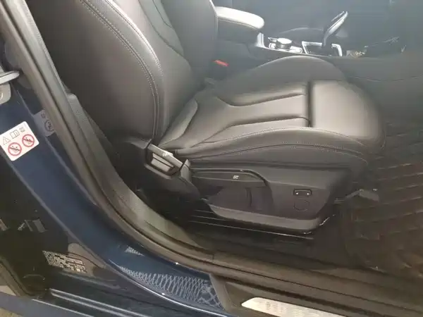 BMW 1 Series 2021