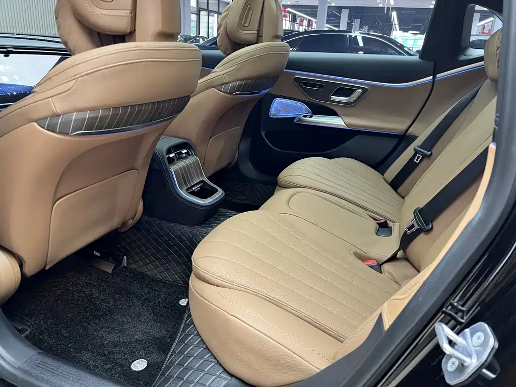 Mercedes-Benz E-Class New Energy 2025 — фото 15