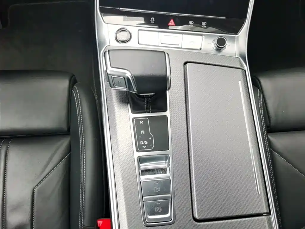 Audi A7 2025 — фото 21