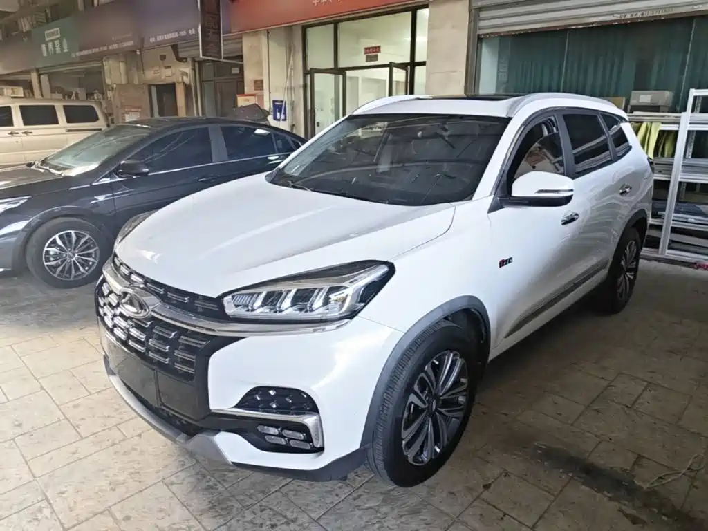 Chery Tiggo 8 2021 — фото 1