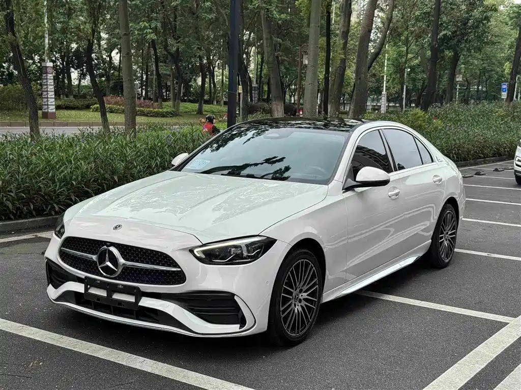 Mercedes-Benz C-Class 2022