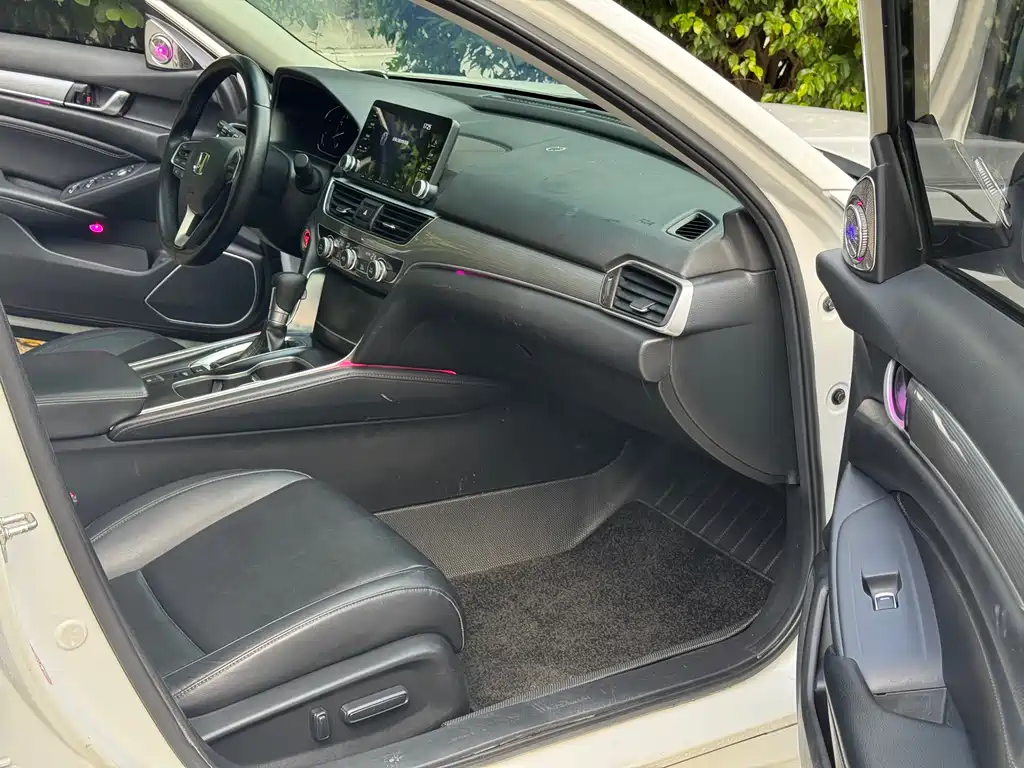 Honda Accord 2021 — фото 11