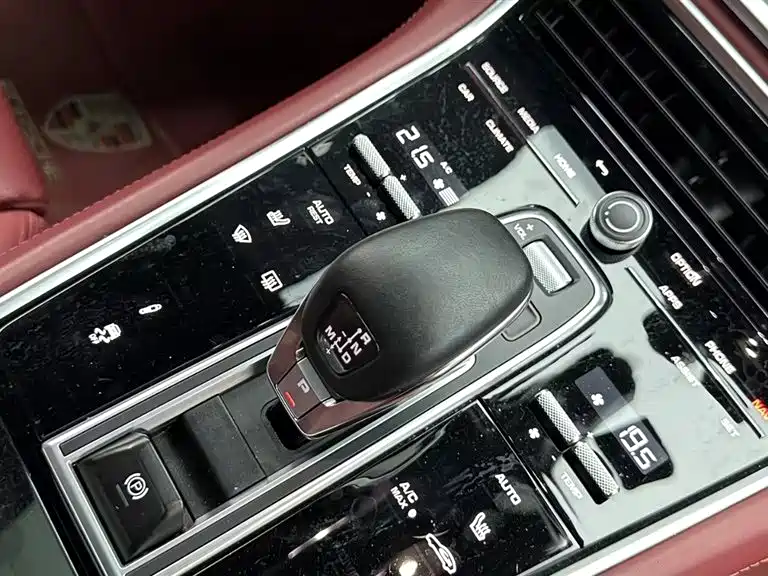 Porsche Panamera 2023 — фото 14