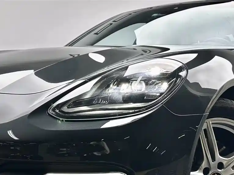 Porsche Panamera 2023 — фото 8