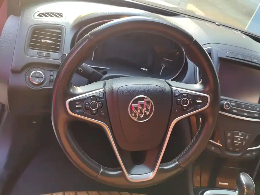 Buick Regal 2015 — фото 15