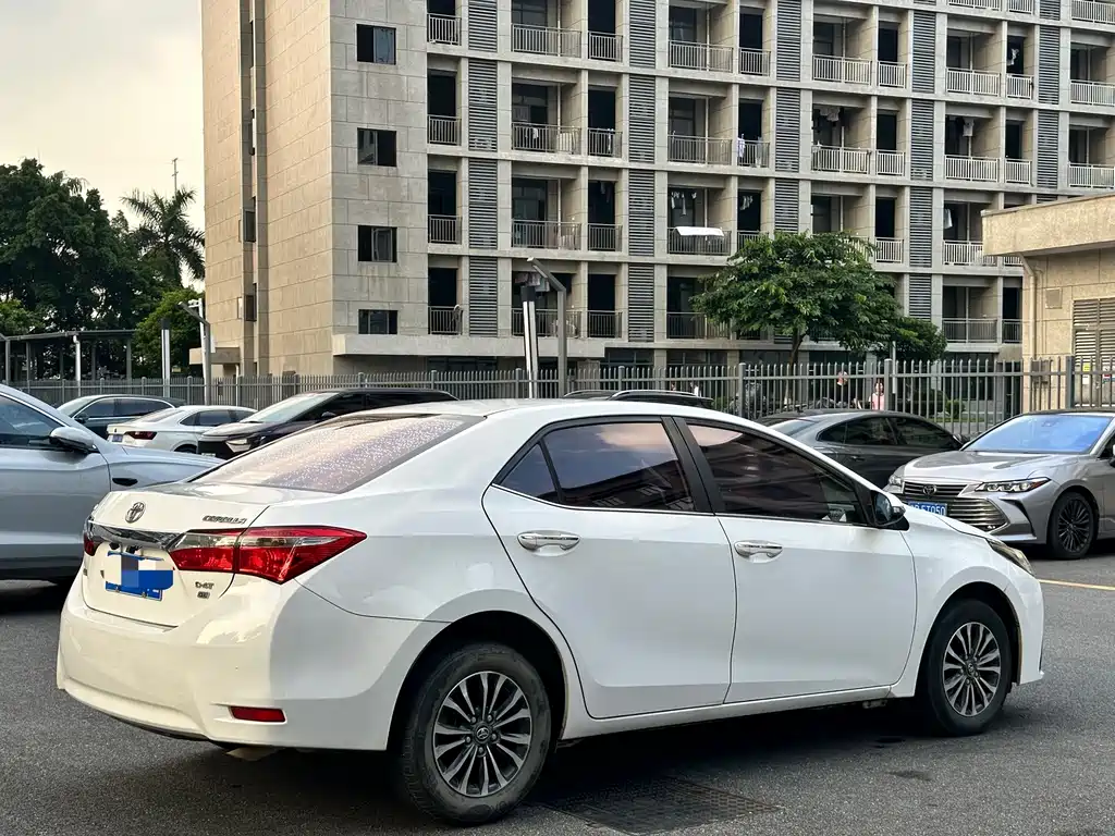 Toyota Corolla 2019 — фото 14
