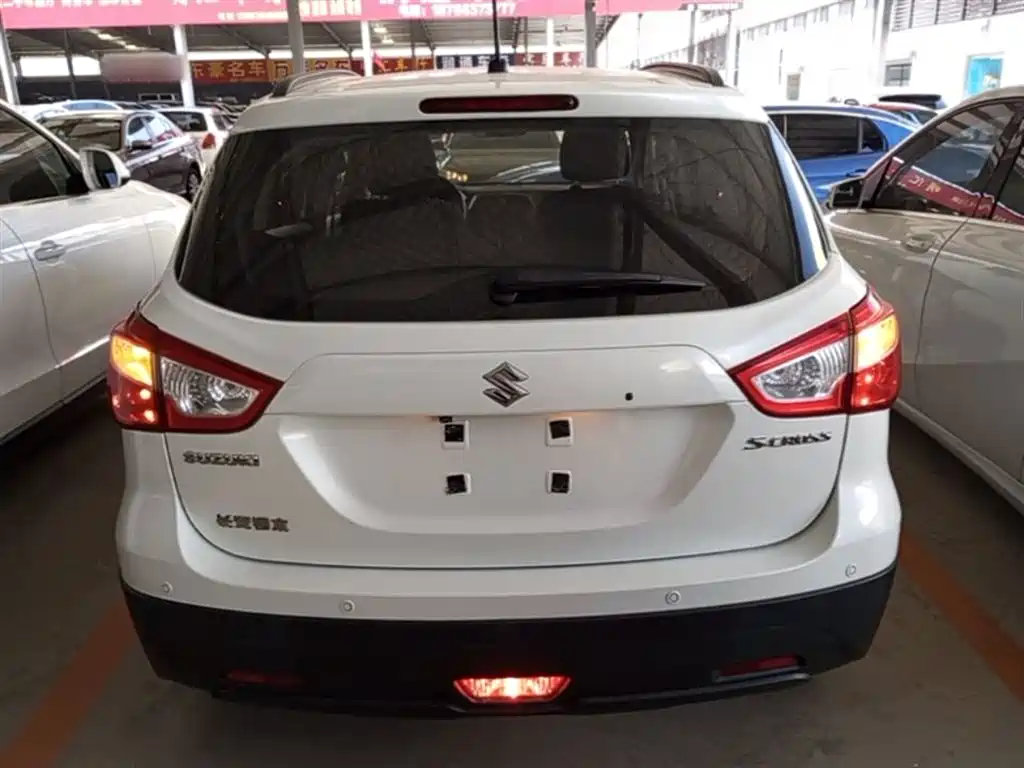 Suzuki S-Cross 2015 — фото 6