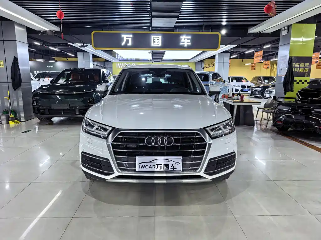 Audi Q5L 2018 — фото 2