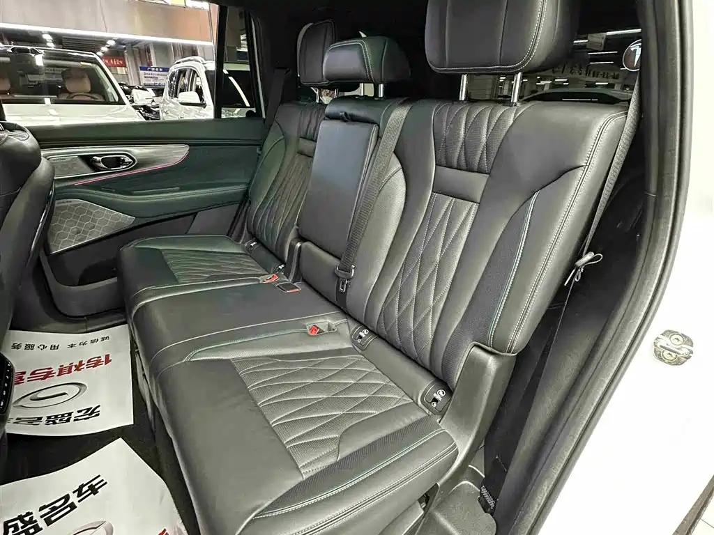GAC Motor Trumpchi GS8 2022 — фото 33