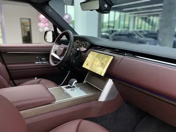 Land Rover Range Rover 2025